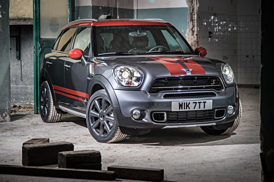  Mini Cooper Countryman Park Lane 2015 года  (фото 31 из 40)